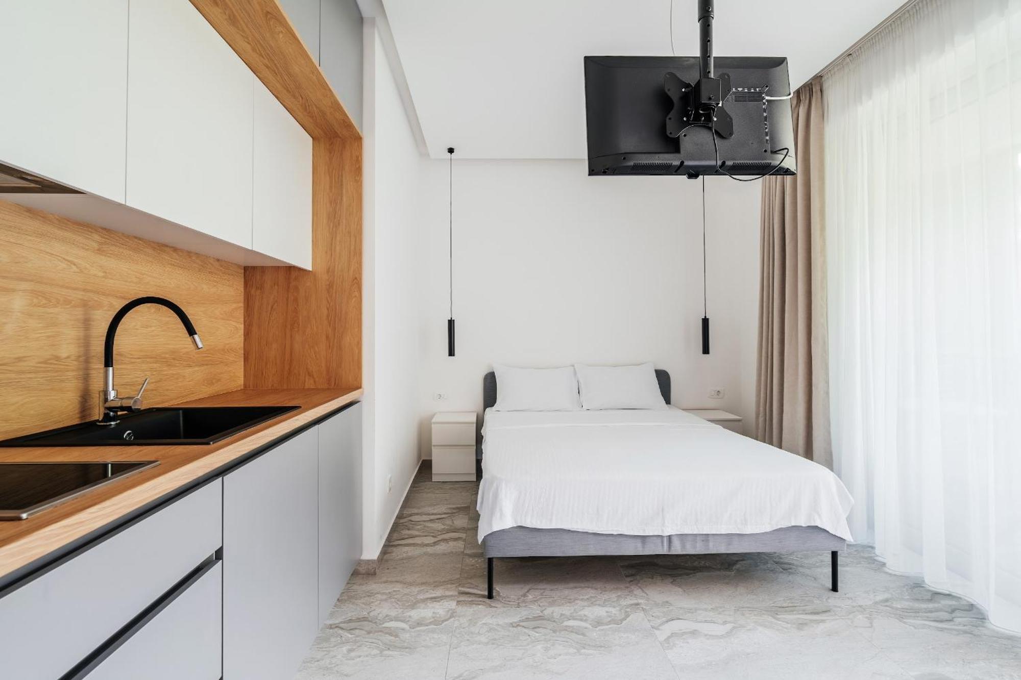 Aura Tower Aparments By In Property Rafailovici Luaran gambar